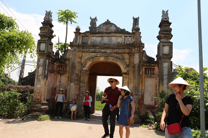 nom village close to hanoi entrance portico
